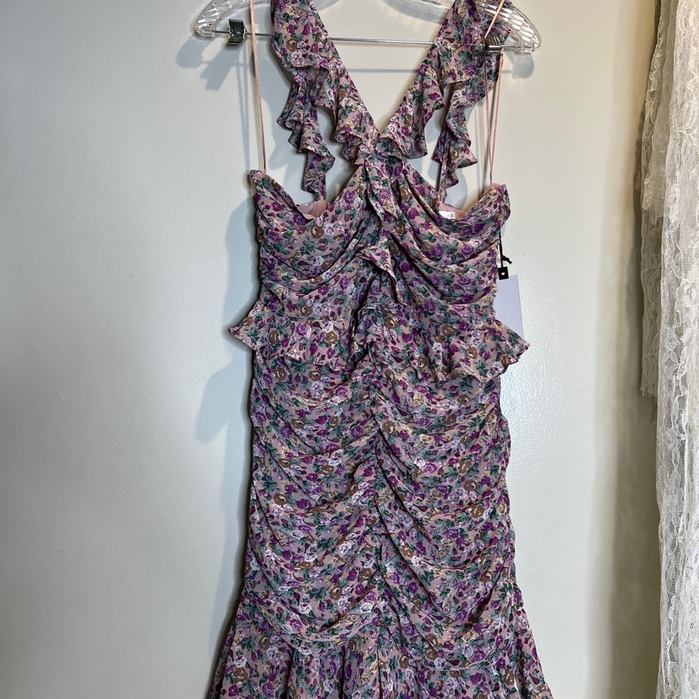 ASTR the label ruffle Ruched Zinnia Lilac Ditsy Floral Mini dress - Picture 6 of 14